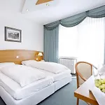 Tepferdt 3* Rees